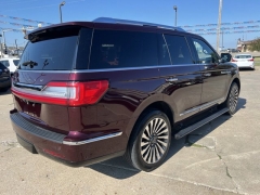 Used 2019 Lincoln Navigator 4d SUV 4WD Reserve at Carrikers Auto Outlet near Oskaloosa, IA