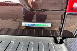 Used 2018  Ford F-150 4WD SuperCrew XLT 5 1&sol;2 at Carrikers Auto Outlet near Oskaloosa&comma; IA