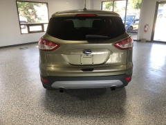 Used 2014  Ford Escape 4d SUV 4WD SE at Carrikers Auto Outlet near Oskaloosa&comma; IA