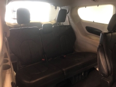 Used 2018  Chrysler Pacifica 4d Wagon Touring L Plus at Carrikers Auto Outlet near Oskaloosa&comma; IA