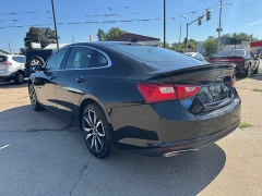 Used 2023  Chevrolet Malibu 4dr Sdn RS at Carrikers Auto Outlet near Oskaloosa&comma; IA