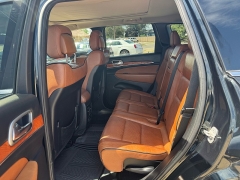 Used 2012  Jeep Grand Cherokee 4d SUV 4WD Overland at Carrikers Auto Outlet near Oskaloosa&comma; IA