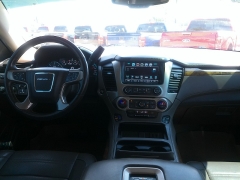 Used 2017 GMC Yukon XL 4d SUV 4WD Denali at Carrikers Auto Outlet near Oskaloosa, IA