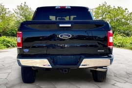 Used 2020  Ford F-150 4WD SuperCrew XLT 5 1&sol;2 at Carrikers Auto Outlet near Oskaloosa&comma; IA
