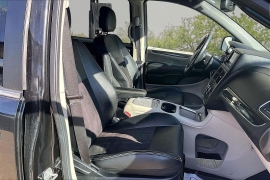 Used 2020  Dodge Grand Caravan 4d Wagon SXT at Carrikers Auto Outlet near Oskaloosa&comma; IA