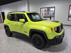 Used 2018  Jeep Renegade 4d SUV 4WD Latitude Turbo at Carrikers Auto Outlet near Oskaloosa&comma; IA