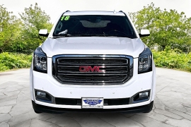 Used 2018  GMC Yukon 4d SUV 4WD SLT at Carrikers Auto Outlet near Oskaloosa&comma; IA