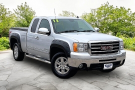 Used 2013  GMC Sierra 1500 4WD Ext Cab SLE at Carrikers Auto Outlet near Oskaloosa&comma; IA