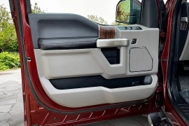 Used 2015  Ford F-150 4WD Supercrew Lariat 5 1/2 at Carrikers Auto Outlet near Oskaloosa, IA