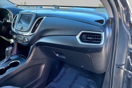 Used 2020  Chevrolet Equinox 4d SUV FWD LT w&sol;1LT at Carrikers Auto Outlet near Oskaloosa&comma; IA