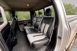 Used 2017  Ford F-150 4WD SuperCab XLT at Carrikers Auto Outlet near Oskaloosa&comma; IA