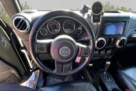 Used 2015  Jeep Wrangler Unlimited 4d Convertible Sahara at Carrikers Auto Outlet near Oskaloosa&comma; IA