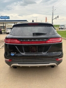 Used 2017  Lincoln MKC 4d SUV FWD Premiere at Carrikers Auto Outlet near Oskaloosa&comma; IA