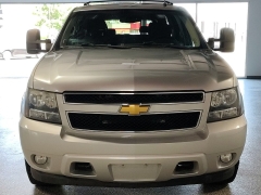 Used 2012  Chevrolet Suburban 2500 SUV 4WD LS at Carrikers Auto Outlet near Oskaloosa&comma; IA