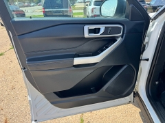 Used 2021  Ford Explorer XLT 4WD at Carrikers Auto Outlet near Oskaloosa&comma; IA
