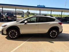 Used 2023  Subaru Crosstrek Premium CVT at Carrikers Auto Outlet near Oskaloosa&comma; IA