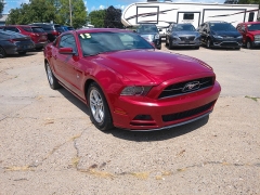 Used 2013 Ford Mustang 2d Coupe Premium at Carrikers Auto Outlet near Oskaloosa, IA