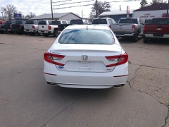 Used 2018 Honda Accord Sedan 4d EX-L 2.0T w/Navigation at Carrikers Auto Outlet near Oskaloosa, IA