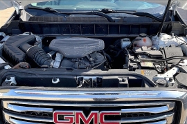 Used 2019  GMC Acadia 4d SUV AWD SLT-1 at Carrikers Auto Outlet near Oskaloosa&comma; IA