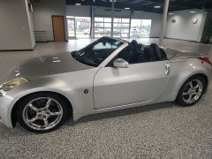 Used 2007  Nissan 350Z 2dr Roadster Auto Touring at Carrikers Auto Outlet near Oskaloosa&comma; IA