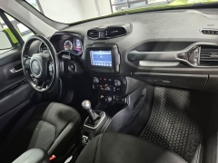 Used 2018  Jeep Renegade 4d SUV 4WD Latitude Turbo at Carrikers Auto Outlet near Oskaloosa&comma; IA