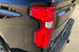 Used 2020  Chevrolet Silverado 1500 4WD Double Cab RST at Carrikers Auto Outlet near Oskaloosa, IA