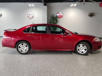 Used 2013 Chevrolet Impala 4d Sedan LT at Carrikers Auto Outlet near Oskaloosa, IA