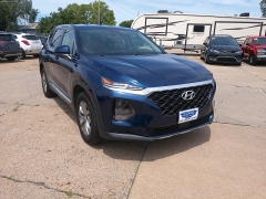 Used 2019 Hyundai Santa Fe 4d SUV FWD SE 2.4L at Carrikers Auto Outlet near Oskaloosa, IA