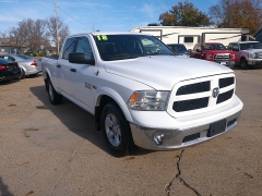 Used 2018 Ram 1500 4WD Crew Cab SLT Longbed at Carrikers Auto Outlet near Oskaloosa, IA