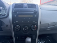 Used 2009  Toyota Corolla 4d Sedan LE at Carrikers Auto Outlet near Oskaloosa&comma; IA