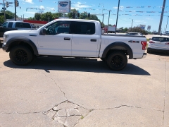 Used 2016 Ford F-150 4WD SuperCrew XLT 5 1/2 at Carrikers Auto Outlet near Oskaloosa, IA