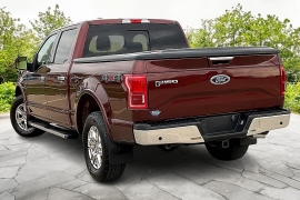 Used 2015  Ford F-150 4WD Supercrew Lariat 5 1/2 at Carrikers Auto Outlet near Oskaloosa, IA