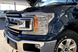 Used 2018  Ford F-150 4WD SuperCrew XLT 5 1&sol;2 at Carrikers Auto Outlet near Oskaloosa&comma; IA