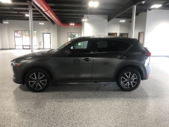 Used 2018  Mazda CX-5 4d SUV FWD Grand Touring at Carrikers Auto Outlet near Oskaloosa&comma; IA