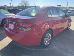Used 2014  Chevrolet Cruze 4d Sedan LS AT at Carrikers Auto Outlet near Oskaloosa&comma; IA