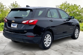 Used 2021  Chevrolet Equinox AWD 4dr LS w&sol;1FL at Carrikers Auto Outlet near Oskaloosa&comma; IA