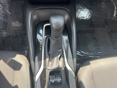 Used 2020  Toyota Corolla 4d Sedan LE at Carrikers Auto Outlet near Oskaloosa&comma; IA