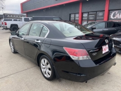 Used 2008  Honda Accord Sedan 4d EX V6 at Carrikers Auto Outlet near Oskaloosa&comma; IA