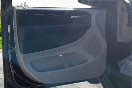 Used 2020  Dodge Grand Caravan 4d Wagon SXT at Carrikers Auto Outlet near Oskaloosa&comma; IA