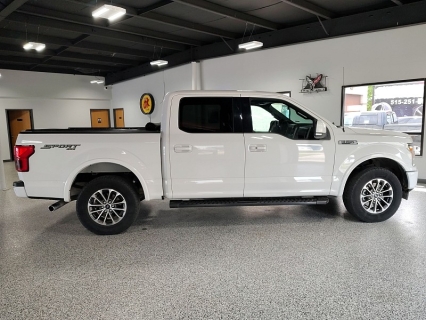 Used 2018 Ford F-150 4WD SuperCrew Lariat 5 1/2 at Carrikers Auto Outlet near Oskaloosa, IA