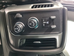 Used 2018  Chevrolet Silverado 1500 4WD Crew Cab LTZ Z71 at Carrikers Auto Outlet near Oskaloosa&comma; IA