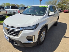 Used 2023 Chevrolet Traverse FWD 4dr LS w/1LS at Carrikers Auto Outlet near Oskaloosa, IA