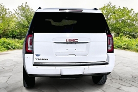 Used 2018  GMC Yukon 4d SUV 4WD SLT at Carrikers Auto Outlet near Oskaloosa&comma; IA
