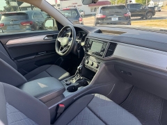 Used 2021  Volkswagen Atlas 2&period;0T S 4MOTION at Carrikers Auto Outlet near Oskaloosa&comma; IA