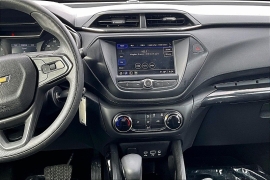 Used 2021  Chevrolet Trailblazer 4d SUV AWD LS at Carrikers Auto Outlet near Oskaloosa&comma; IA