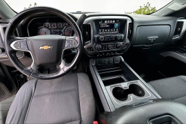 Used 2018  Chevrolet Silverado 1500 4WD Double Cab LT Z71 at Carrikers Auto Outlet near Oskaloosa&comma; IA