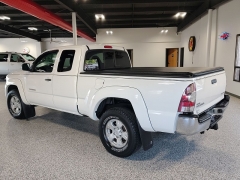 Used 2009  Toyota Tacoma 4WD Access V6 &lpar;Natl&rpar; at Carrikers Auto Outlet near Oskaloosa&comma; IA
