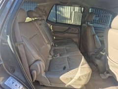Used 2005  Toyota Sequoia 4d SUV RWD SR5 at Carrikers Auto Outlet near Oskaloosa&comma; IA