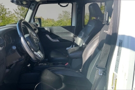 Used 2016  Jeep Wrangler Unlimited 4d Convertible Rubicon at Carrikers Auto Outlet near Oskaloosa&comma; IA