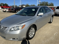 Used 2009  Toyota Camry 4d Sedan XLE at Carrikers Auto Outlet near Oskaloosa&comma; IA